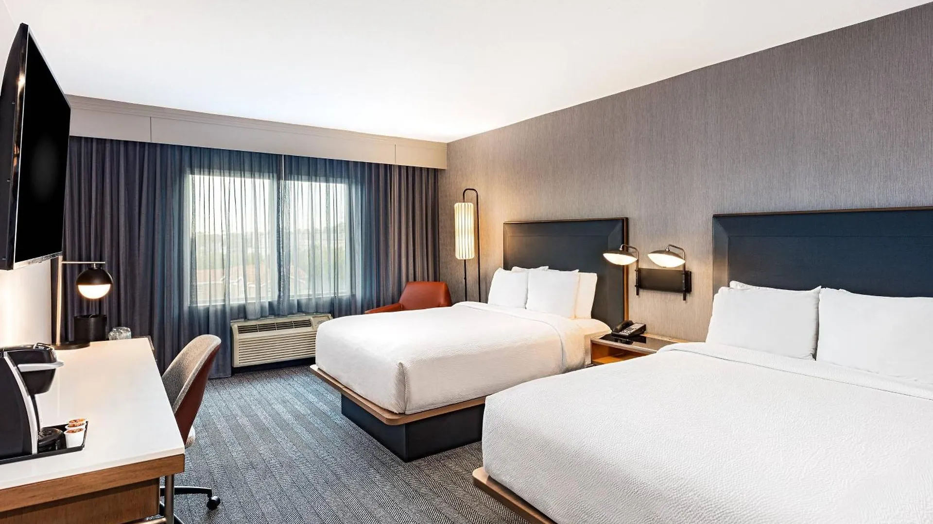 Courtyard By Marriott Anaheim Resort/Convention Center