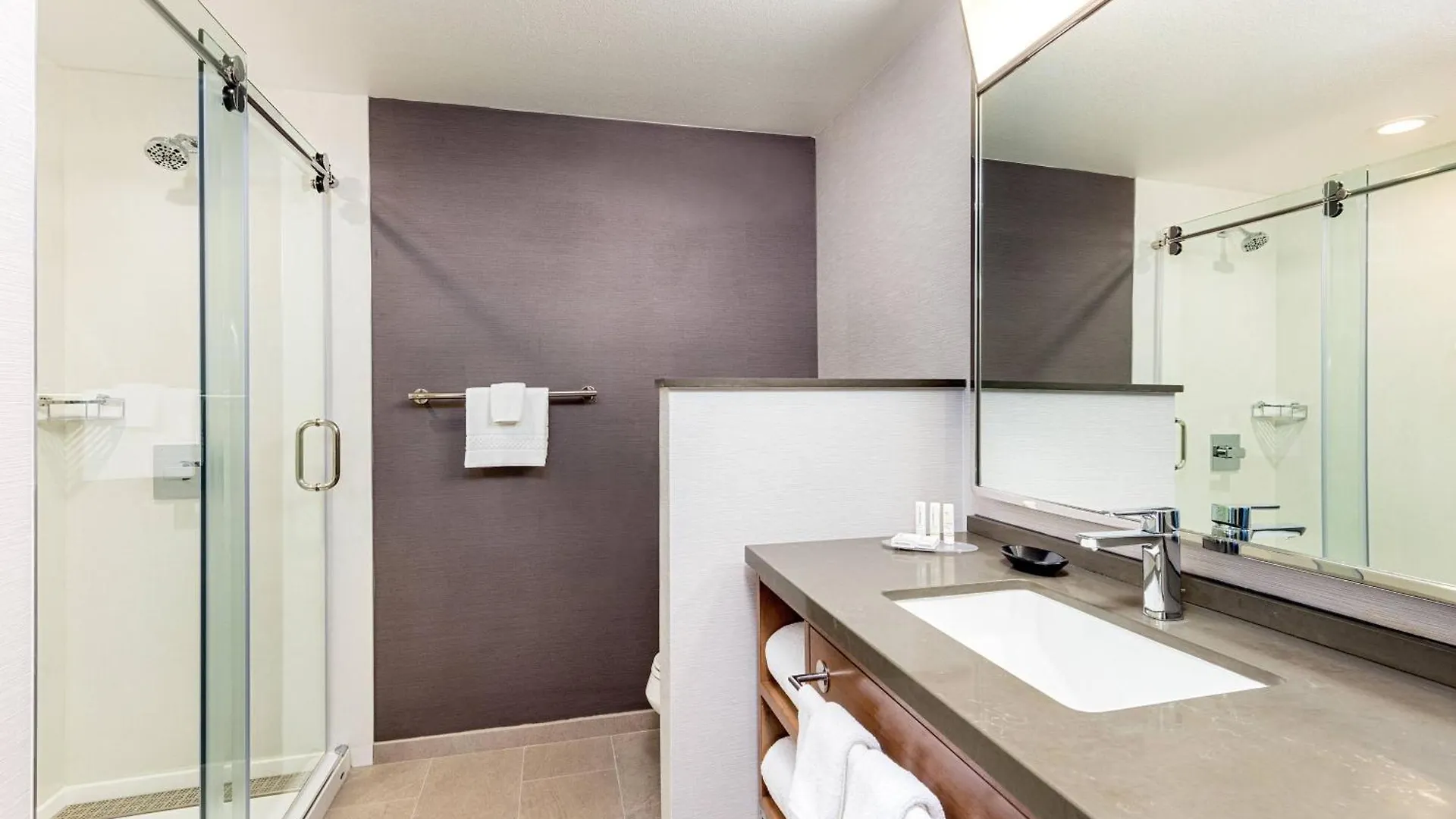 Courtyard By Marriott Anaheim Resort/Convention Center Hotel