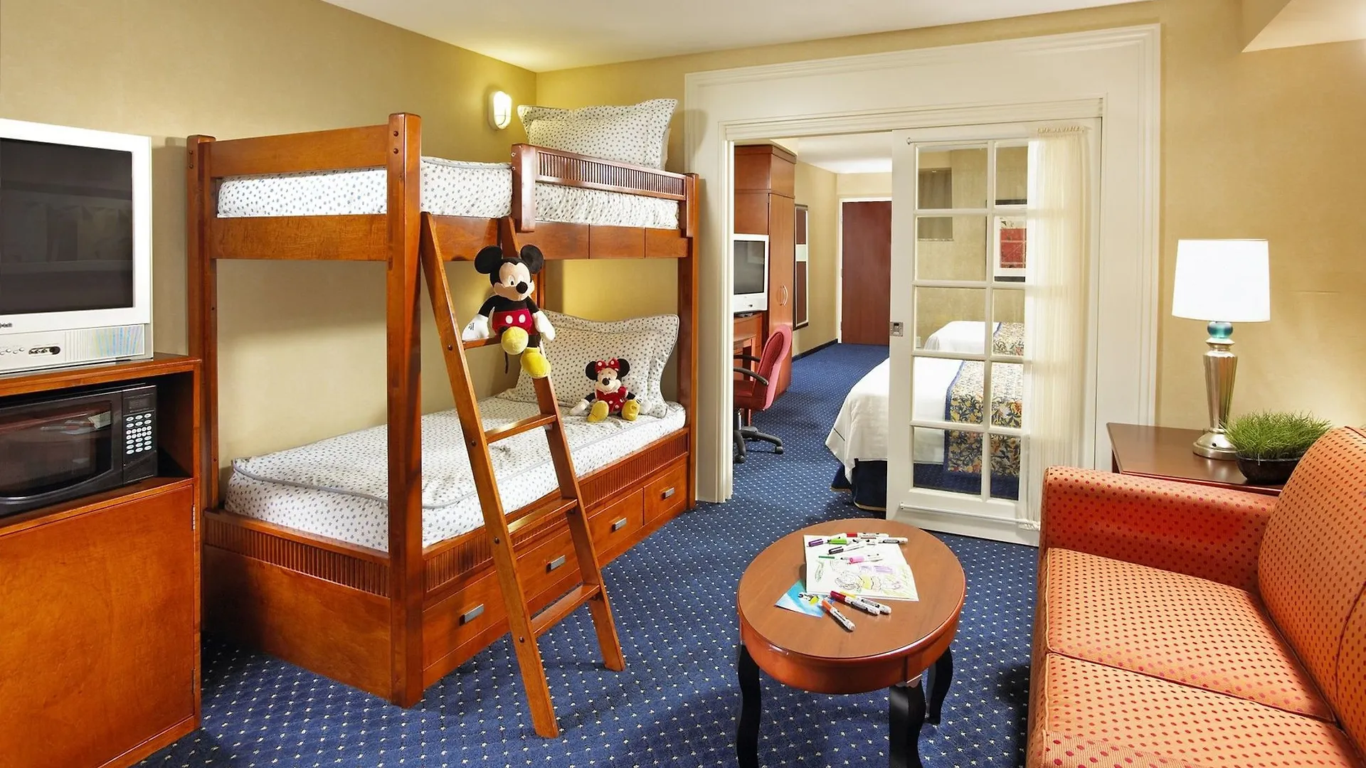 Courtyard By Marriott Anaheim Resort/Convention Center 3*,