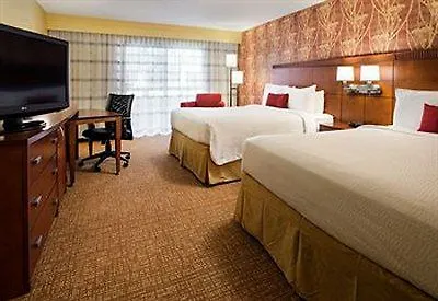 Courtyard By Marriott Anaheim Resort/Convention Center 3*,